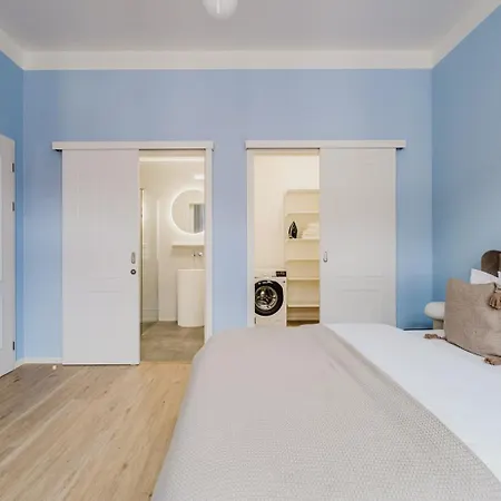Apartament Chodska Prague By Blueground 2 *